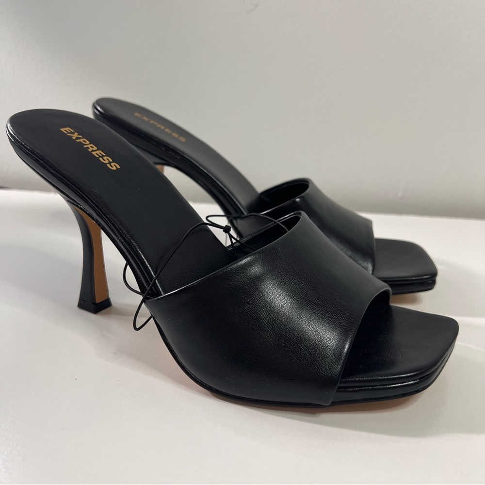 Express Square Toe Mid Heeled Sandals